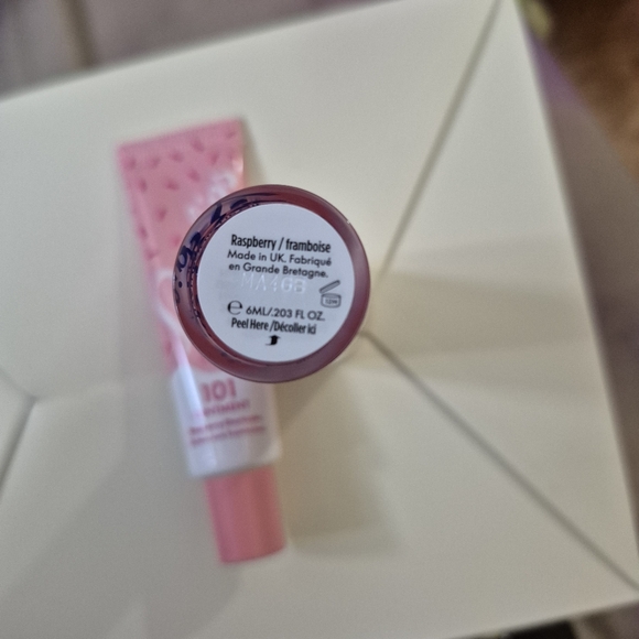 Lanolips Raspberry Lip Gloss - Picture 2 of 3